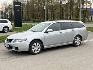 HONDA ACCORD TOURER (1 фото из 11)