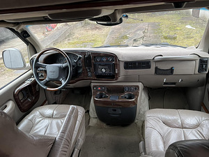 GMC SAVANA 1500 (8 foto / 10)
