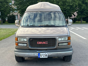 GMC SAVANA 1500 (3 фото из 13)
