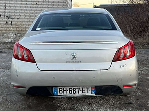 Peugeot 508 (8 foto / 10)