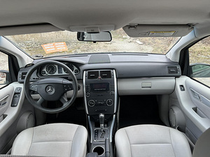 MERCEDES-BENZ B 180 CDI (9 foto / 10)