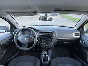 PEUGEOT 301 (10 foto / 11)