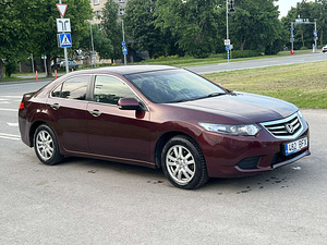 HONDA ACCORD (2 foto / 10)