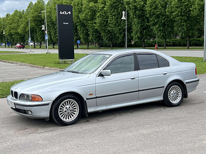 BMW 520I (1 foto / 10)
