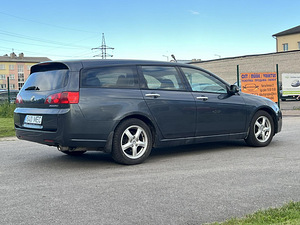 HONDA ACCORD TOURER (6 foto / 10)