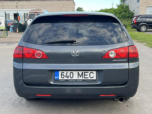 HONDA ACCORD TOURER (7 foto / 10)