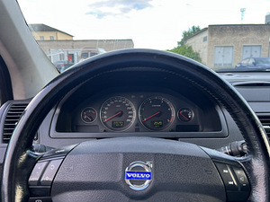 VOLVO XC90 (9 foto / 11)
