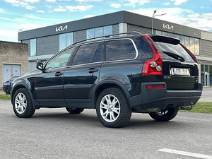 VOLVO XC90 (6 foto / 11)