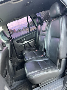 VOLVO XC90 (11 foto / 11)