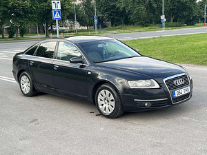 AUDI A6 (2 foto / 10)