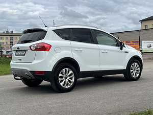 FORD KUGA (7 foto / 12)