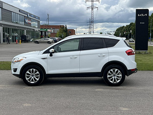 FORD KUGA (4 foto / 12)