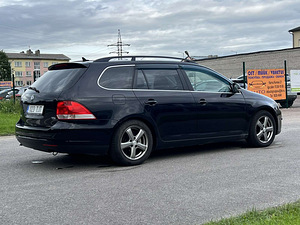 VOLKSWAGEN GOLF (7 foto / 11)