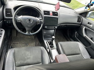 HONDA ACCORD (10 foto / 11)