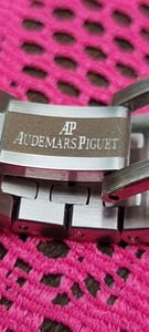 Audemars Piquet Royal Oak super clone (9 foto / 10)