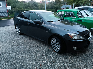 Lexus is 220d (5 фото из 11)