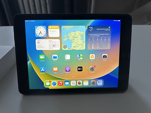 iPad 8th generation 32GB Wi-Fi Grey 2021 (5 foto / 7)