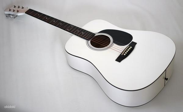 Гитара акустическая, белая, с металлическими струнами, новая (фото #1)