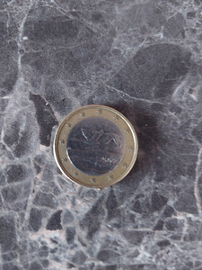 Продам монеты (5 фото из 5)
