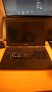 Acer Aspire v17 Nitro / Intel i5 4210H / NVIDIA GTX960M 4GB