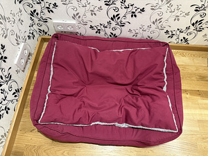 Лежанка для собаки (2 фото из 3)