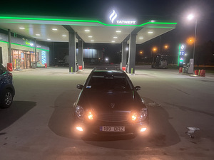 Mercedes benz e270 (5 foto / 11)