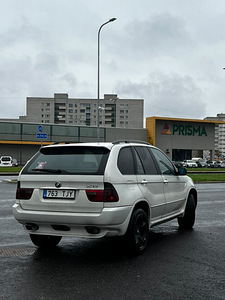 BMW x5 3.0d (3 фото из 11)