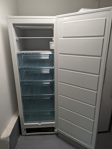 Üüa heas korras Electrolux sügavkülmik (8 foto / 8)