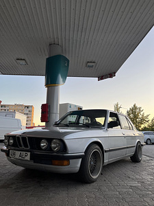 BMW e28 524td (7 фото из 12)