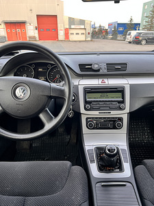 VOLKSWAGEN PASSAT 1.8 TSI (118Kw) 2010 мануал (5 фото из 6)