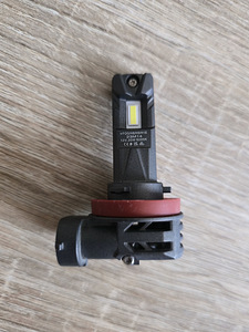 PHILIPS LED H8/H9/H16 6000k 12V 20W 4TK (2 foto / 5)