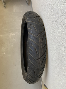 Шины Bridgestone (1 фото из 3)