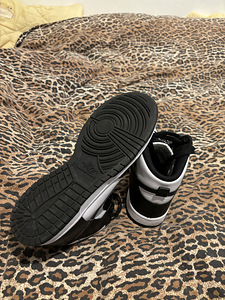 Nike Dunk High Panda (2 foto / 3)