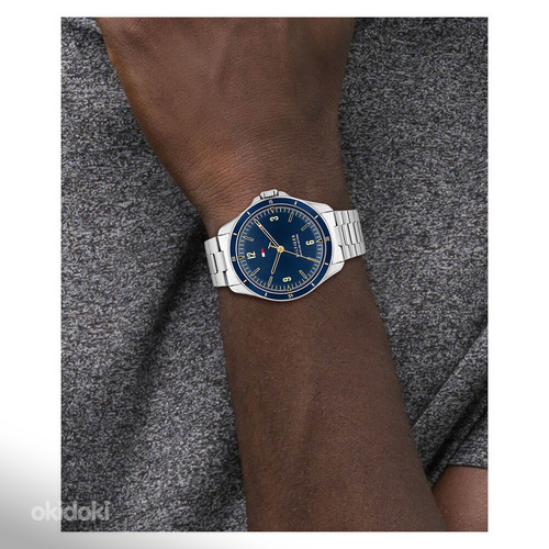Серебристые мужские часы с синим циферблатом Tommy Hilfiger (фото #3)