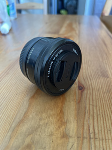 Sony E PZ 16-50 мм f/3.5-5.6 OSS + 3 NDфильтра (1 фото из 2)
