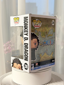 Funko Pop One Piece Monkey D. Dragon 2206 ( Chase ) (2 foto / 4)