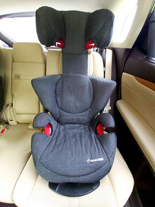 Maxi-Cosi Rodi Airprotect. (2 фото из 4)