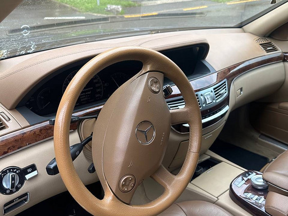 Müüa Mercedes-Benz S-klassi auto 2007, 3.0