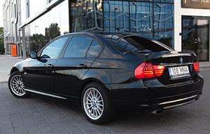BMW 318i ATM Facelift (4 foto / 12)