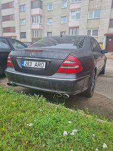 Мерседес-Бенц Авангард w211 (2 фото из 2)