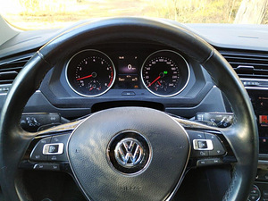 Volkswagen Tiguan Comfortline 180H DSG 4M N1 2.0 132kW (5 foto / 15)