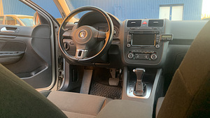 Volkswagen Jetta Automat 1.4 Tsi (9 foto / 15)