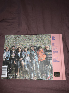 BTS album (2 foto / 3)
