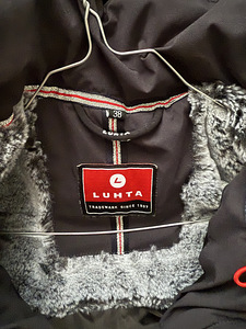 Зимняя парка Luhta (2 фото из 3)