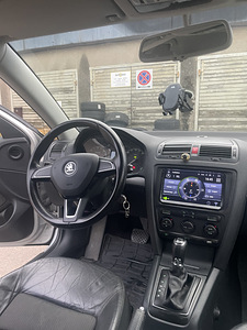Skoda Octavia2.0d automat (7 foto / 15)