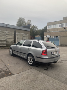 Skoda Octavia2.0d automat (8 foto / 15)
