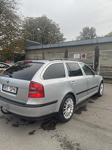 Skoda Octavia2.0d automat (9 foto / 15)