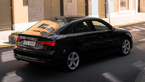 Audi A3 Limousine 1.6 TDI 85kW (5 foto / 13)