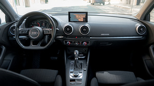 Audi A3 Limousine 1.6 TDI 85kW (7 foto / 13)