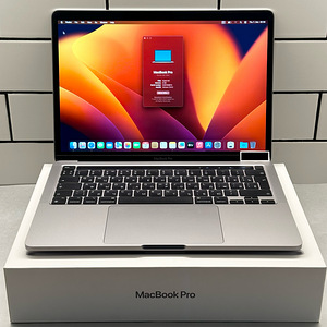 MacBook Pro M2 (13" 2022) / 8 ГБ / 256 ГБ / RUS